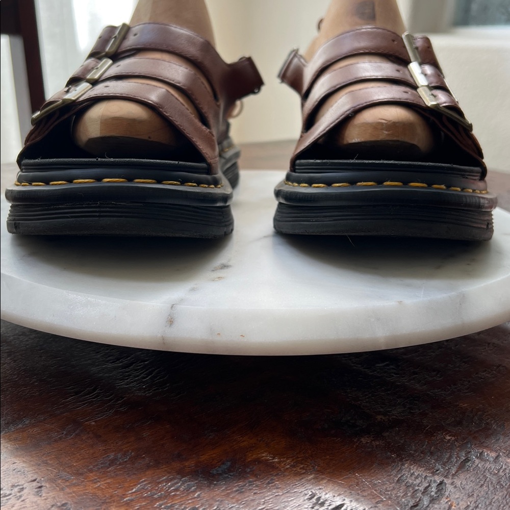 DR. MARTENS Soloman Luxor Leather 3-Strap Front Buckle Sandals Brown/Tan - Picture 3 of 11